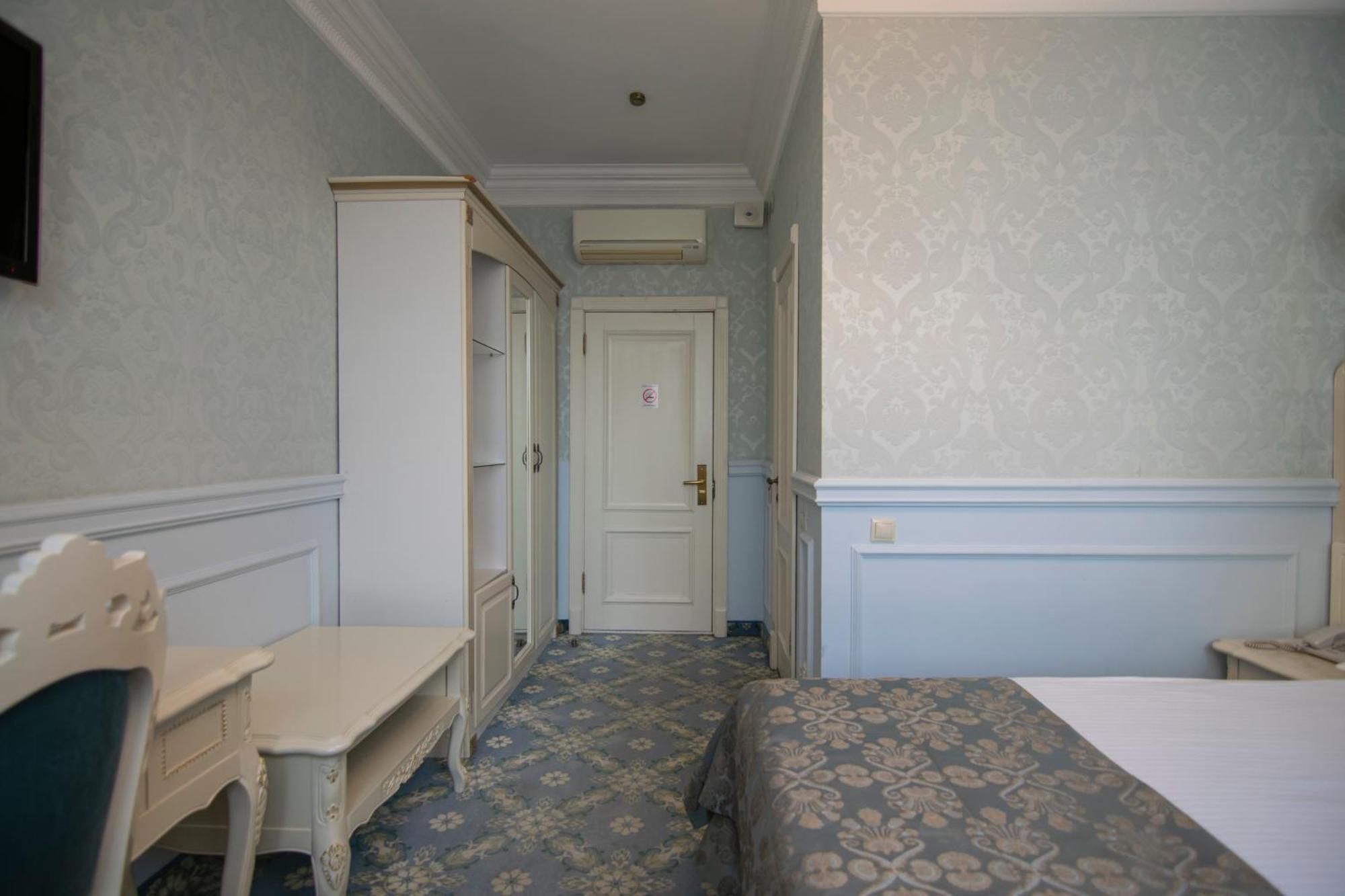 Royal Olympic Hotel Киев Экстерьер фото