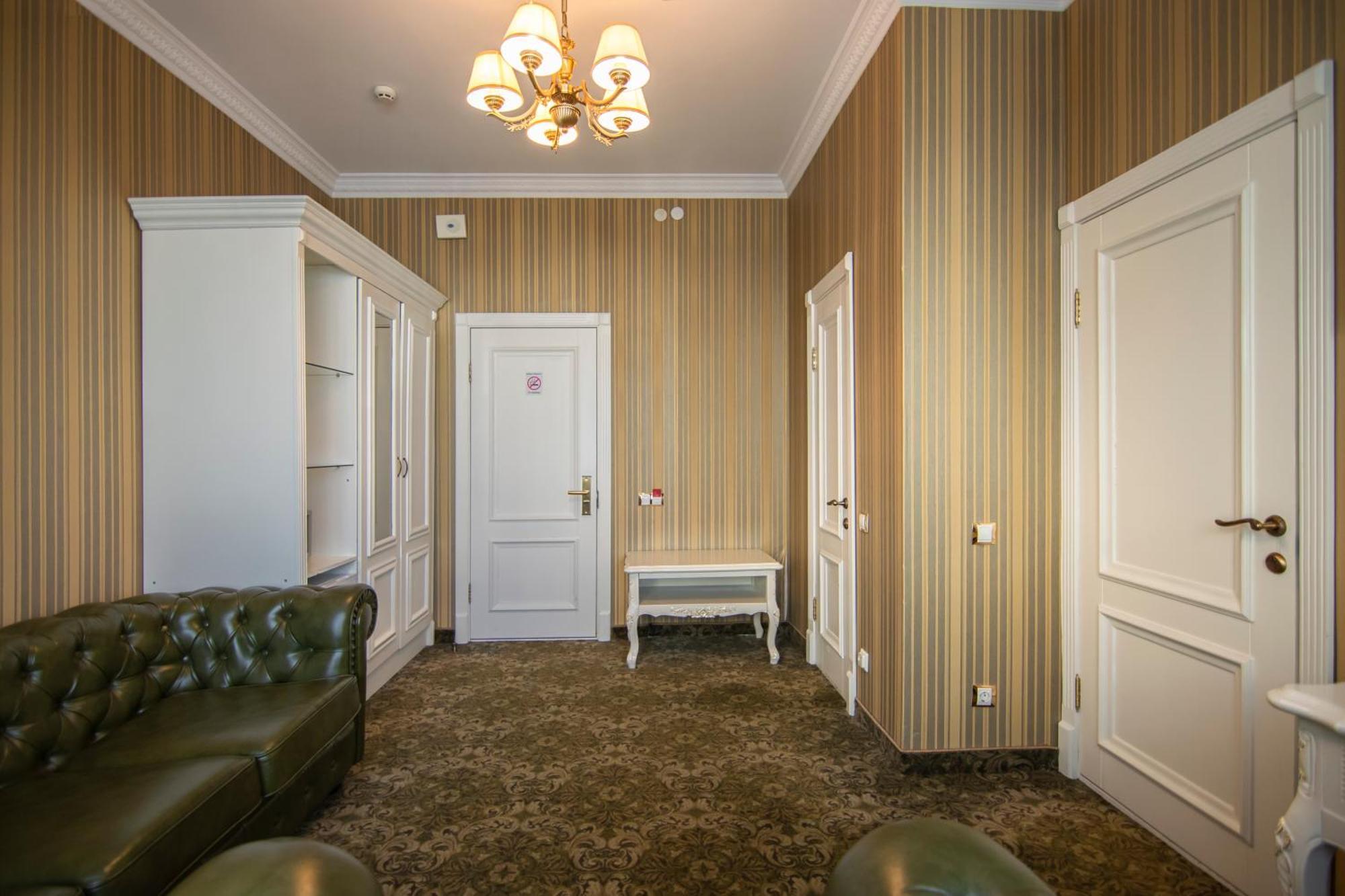 Royal Olympic Hotel Киев Экстерьер фото